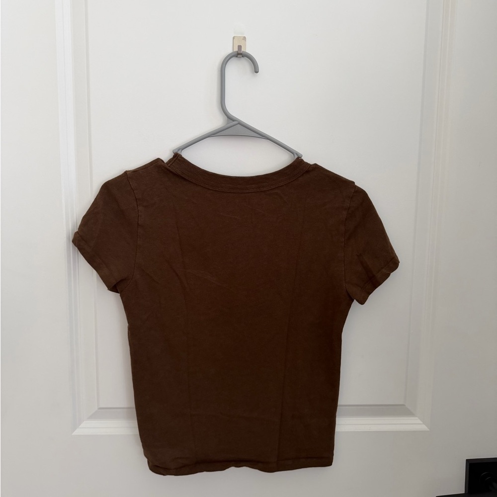American Eagle Brown Cropped Tshirt - Picture 3 of 4